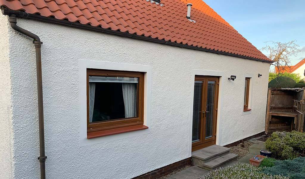 Exterior Wall Coating in Parchment and Terracotta